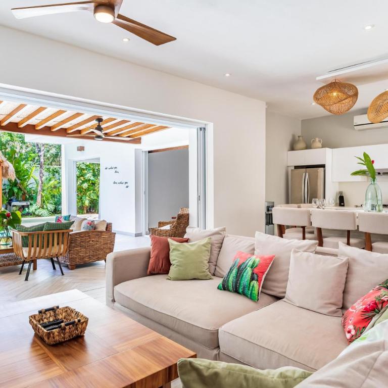 Villa Ek'Balam & Villa Flamingo, Luxury Villas, Private Pool, Private Garden, Jacuzzi, 24h Security - Three-Bedroom Villa 3 - 11