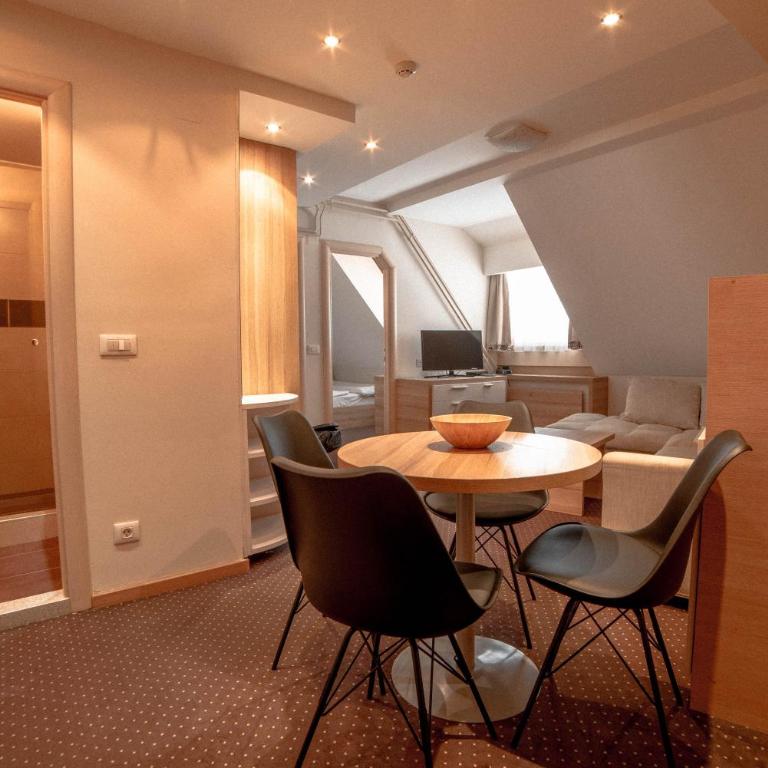 Apartments Suncani Vrhovi Kopaonik - Two-Bedroom Apartment - 11