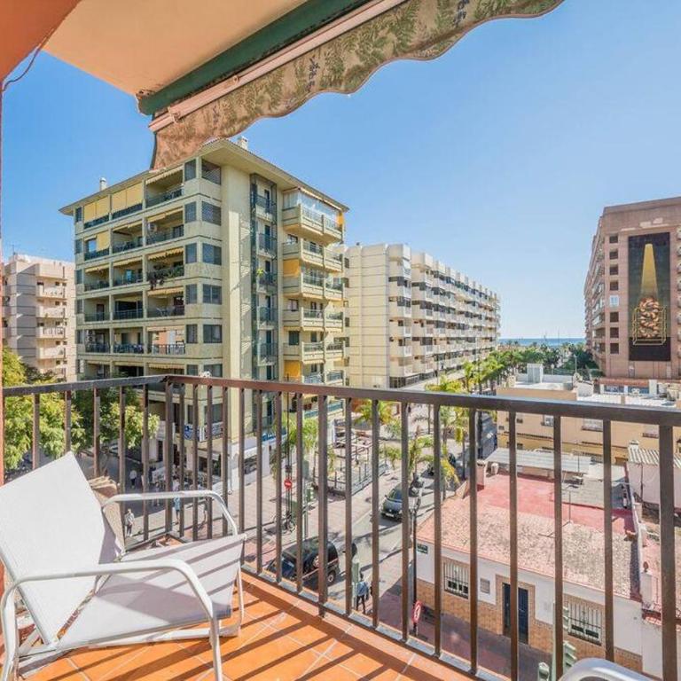 Stunning Fuengirola Gem with city and sea views - Apartamento de 2 dormitorios - 1