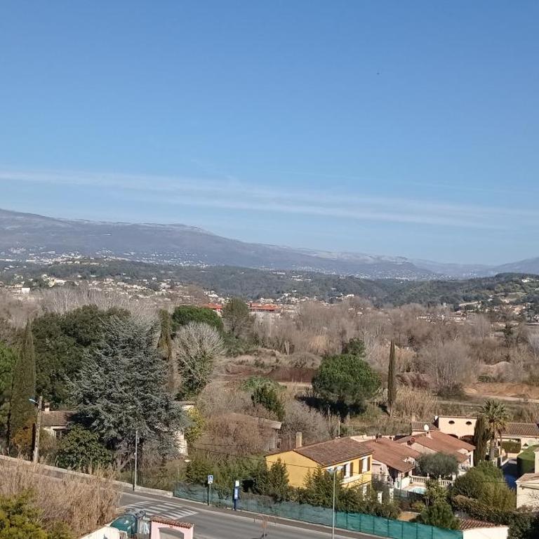 Studio indépendant dans màs provençal - Studio - 3