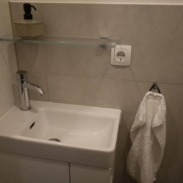 Appartement mit Balkon und Hallenbad - Apartment mit Balkon - 11