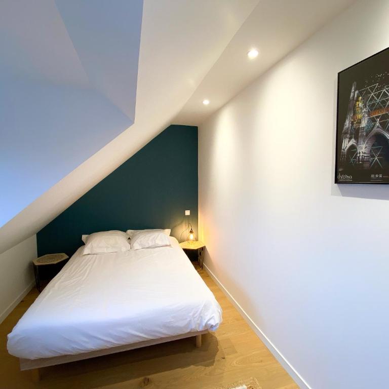 White House Dhavernas - Résidence Privée - Amiens - Parking Gratuit - Two-Bedroom Apartment - 13