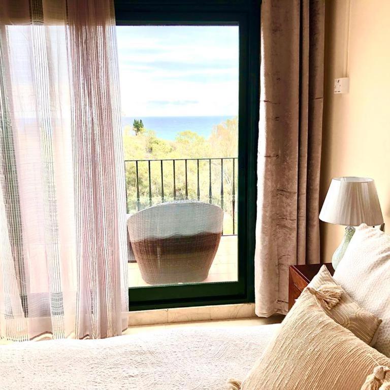 Tranquil 3 bed villa with private pool + sea view! - Villa de 3 dormitorios - 47