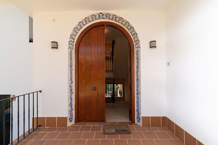 Tranquil 3 bed villa with private pool + sea view! - Villa de 3 dormitorios - 57