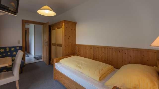 Pension Rieder - Einzelzimmer mit Dusche - 4