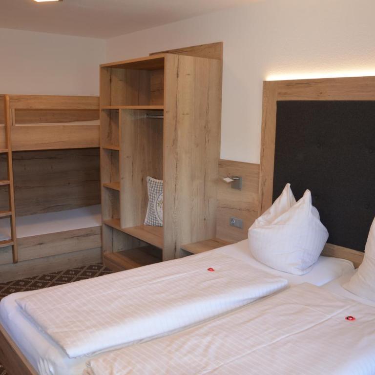 Gasthof Hotel Schöntal - Junior Suite mit Balkon - 7