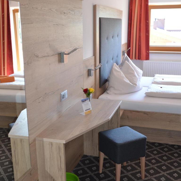 Gasthof Hotel Schöntal - Junior Suite mit Balkon - 10