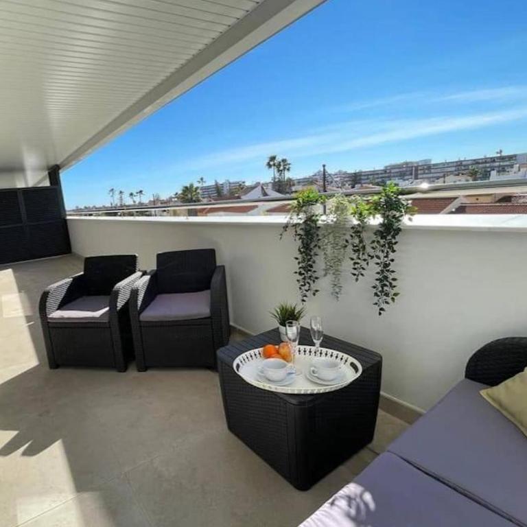 Holidays2Torremolinos Pool, 300 mts from beach - Apartamento - 16