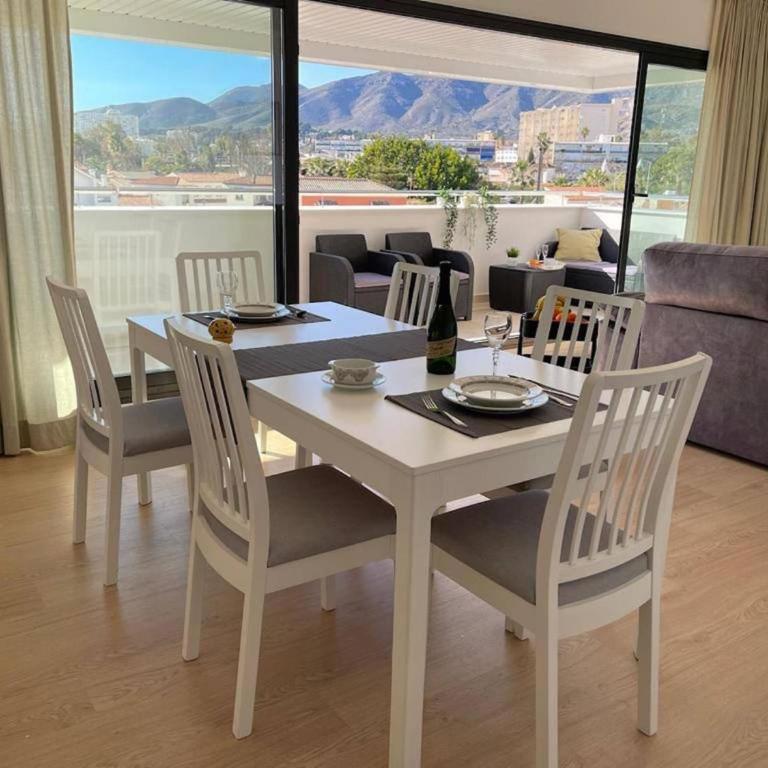 Holidays2Torremolinos Pool, 300 mts from beach - Apartamento - 12