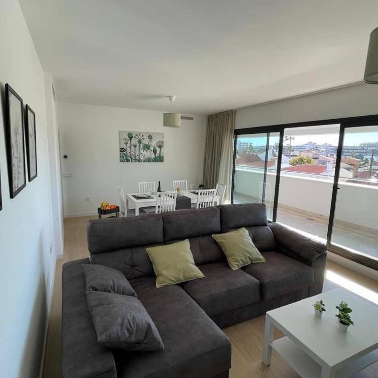 Holidays2Torremolinos Pool, 300 mts from beach - Apartamento - 10