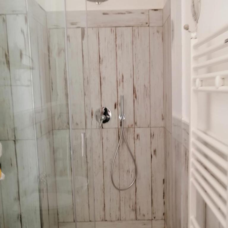 Casale Cisanello - Camera Familiare con Bagno Privato - 9