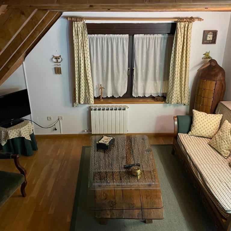 Apartament Triplex - Apartamento - 52
