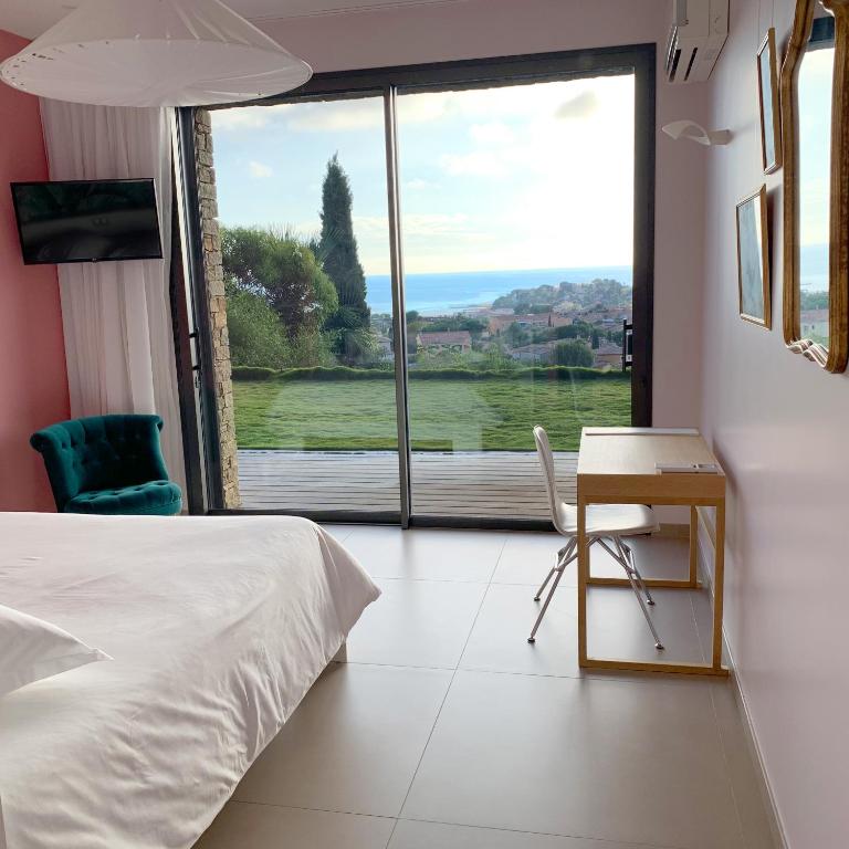 Appartement Regard-sur-mer 165m2 4ch vue mer piscine - Appartement - Vue sur Mer - 12