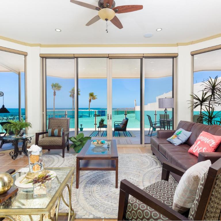 Esmeralda Beach Resort - Three-Bedroom Apartment - 2