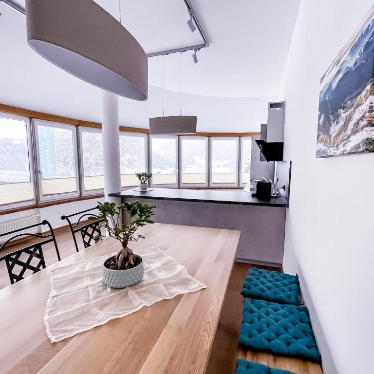 Glüxplatzl GmbH Appartements am Wald - Apartamento de 3 dormitorios - 1