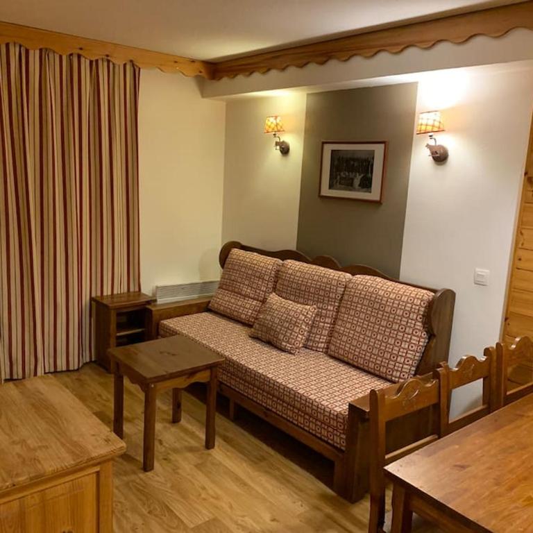 Appartement cosy pour 6 pers en plein centre station Les Orres 1800, RDC, Pied des pistes - Appartement 2 Chambres - 4