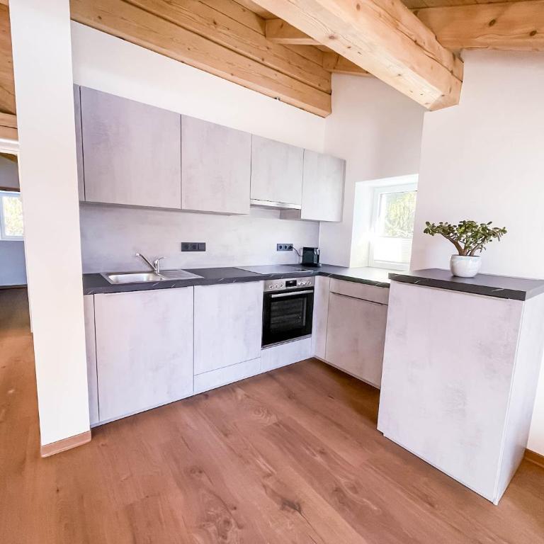 Glüxplatzl GmbH Appartements am Wald - Apartamento con vistas al jardín - 4