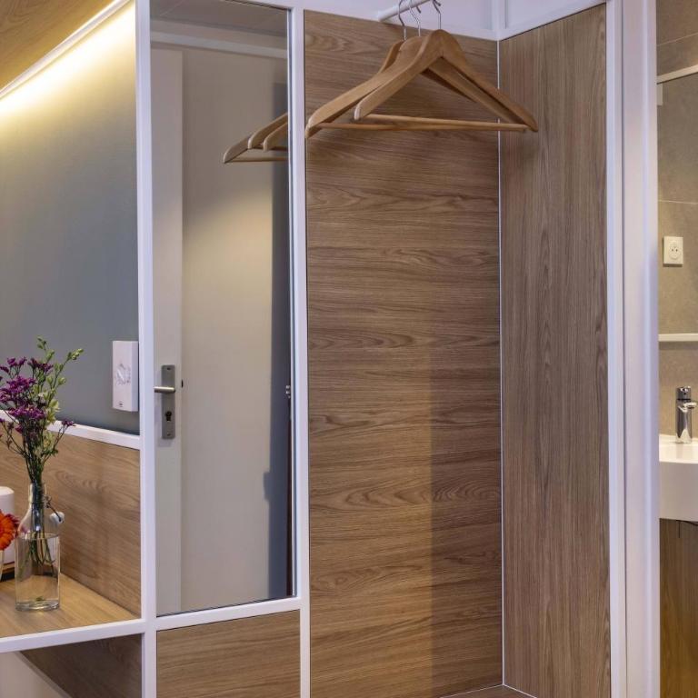 Hotel Paris Louis Blanc - Chambre Double Standard - 4