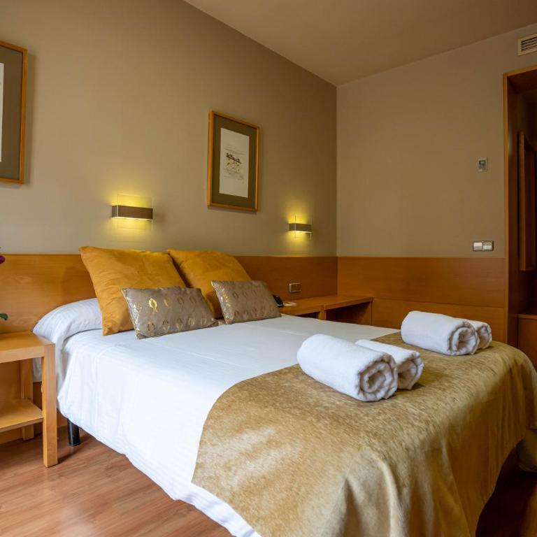 Victoria 4 Puerta del Sol - Double or Twin Room - 16