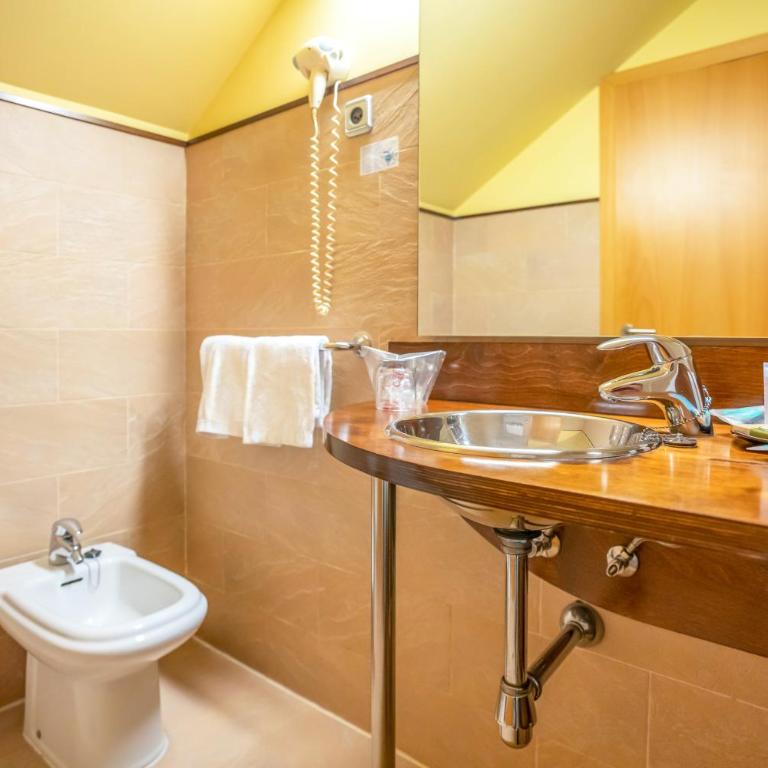 Victoria 4 Puerta del Sol - Double or Twin Room - 30