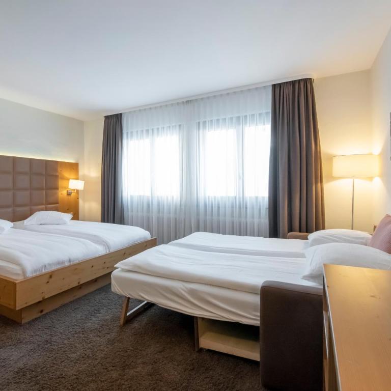 Hotel Olympic - Montana Center - Chambre Quadruple - 1