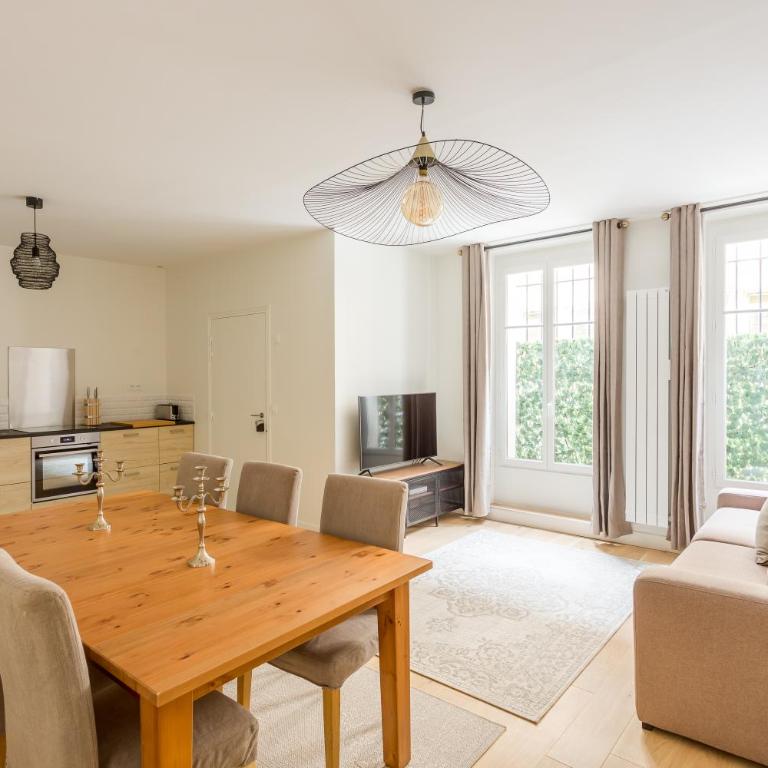 Croissants et Confitures - Apartment with Garden View - 13