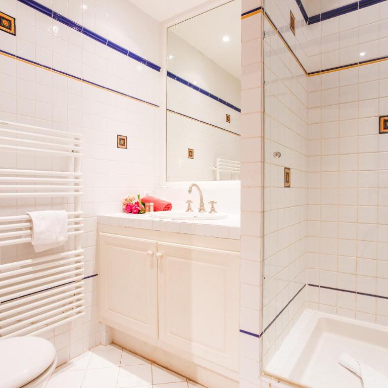 ON VILLEFRANCHE BAY - AP3040 by Riviera Holiday Homes - Appartement - Vue sur Mer - 26