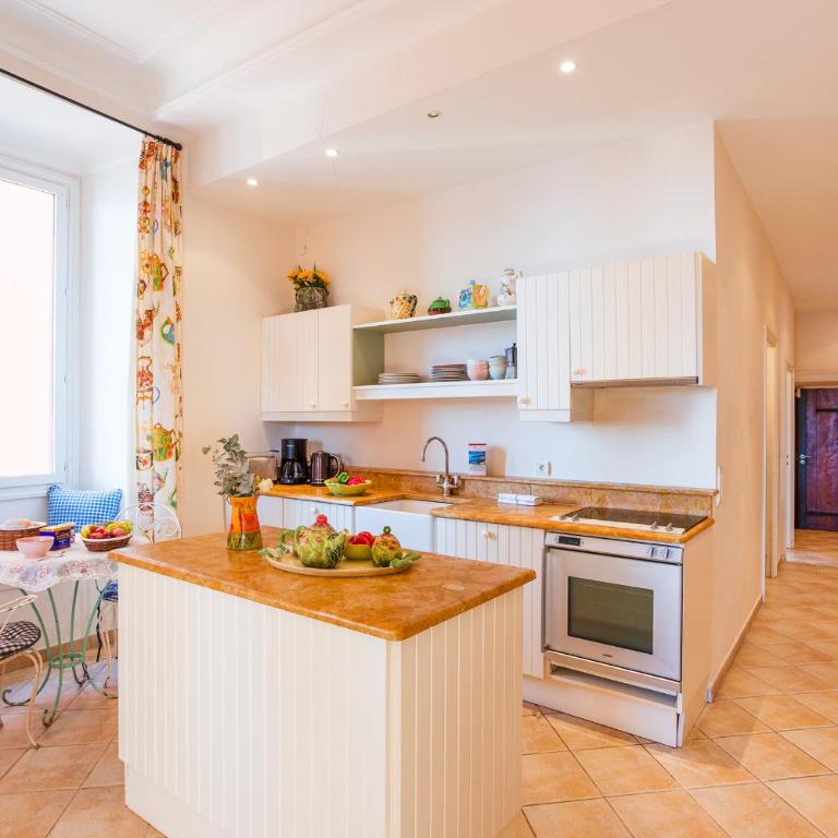 ON VILLEFRANCHE BAY - AP3040 by Riviera Holiday Homes - Appartement - Vue sur Mer - 13