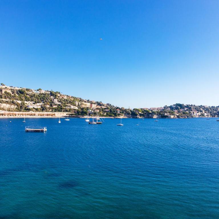 ON VILLEFRANCHE BAY - AP3040 by Riviera Holiday Homes - Appartement - Vue sur Mer - 3