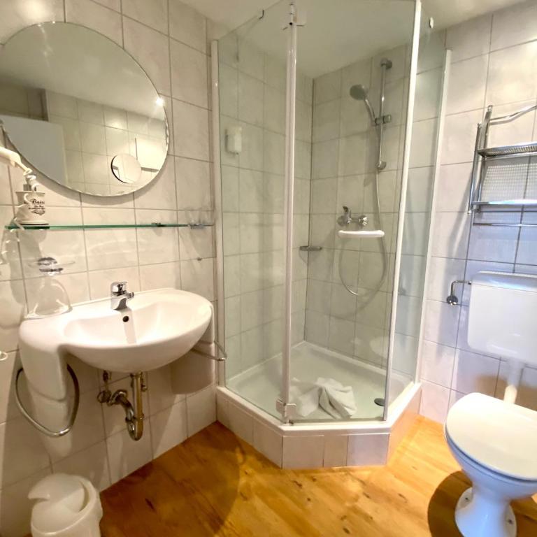 Hotel Bergstätter Hof - Doppelzimmer mit Balkon (2 Erwachsene + 1 Kind) - 5