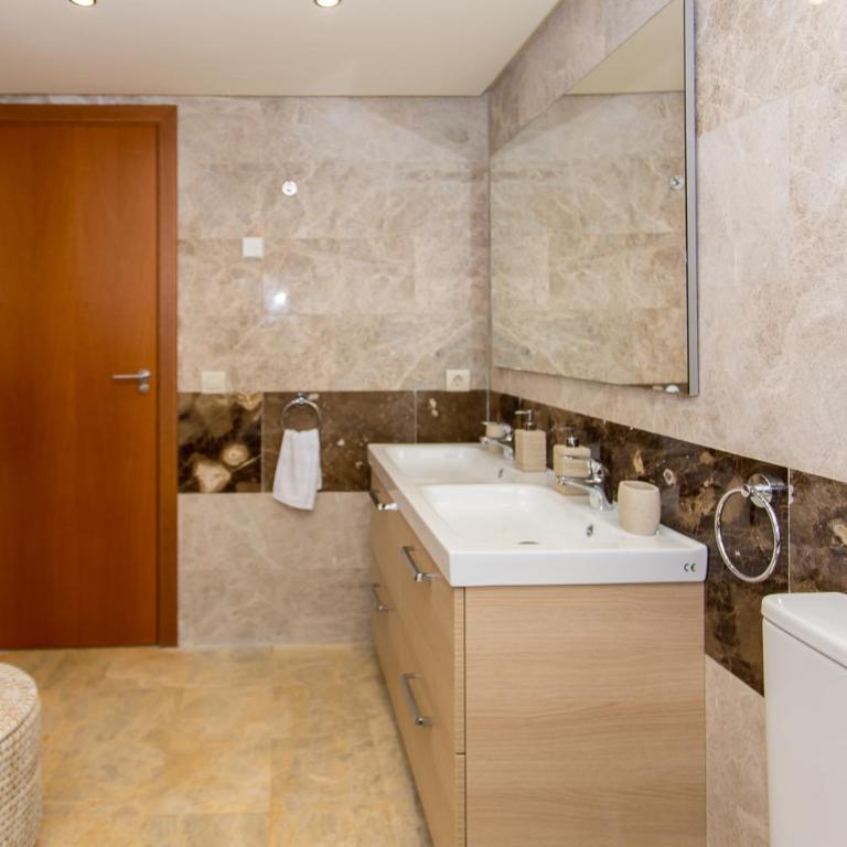 Manilva Townhouse with spectacular views of Gibraltar - Villa de 3 dormitorios - 17