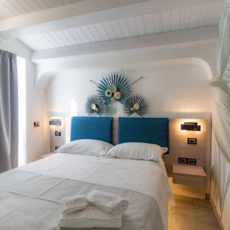 Carizza Rooms - Camera Matrimoniale Deluxe con Balcone - 6