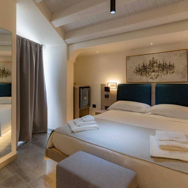 Carizza Rooms - Camera Matrimoniale con Vasca Idromassaggio - 3