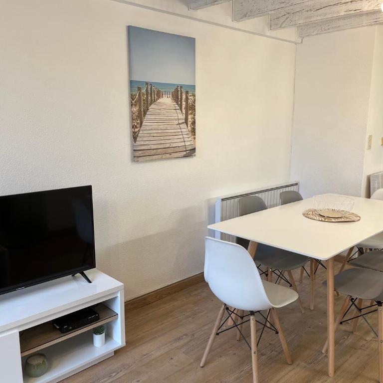 Maisonnette à 300 m du lac de Biscarrosse - Two-Bedroom House - 4