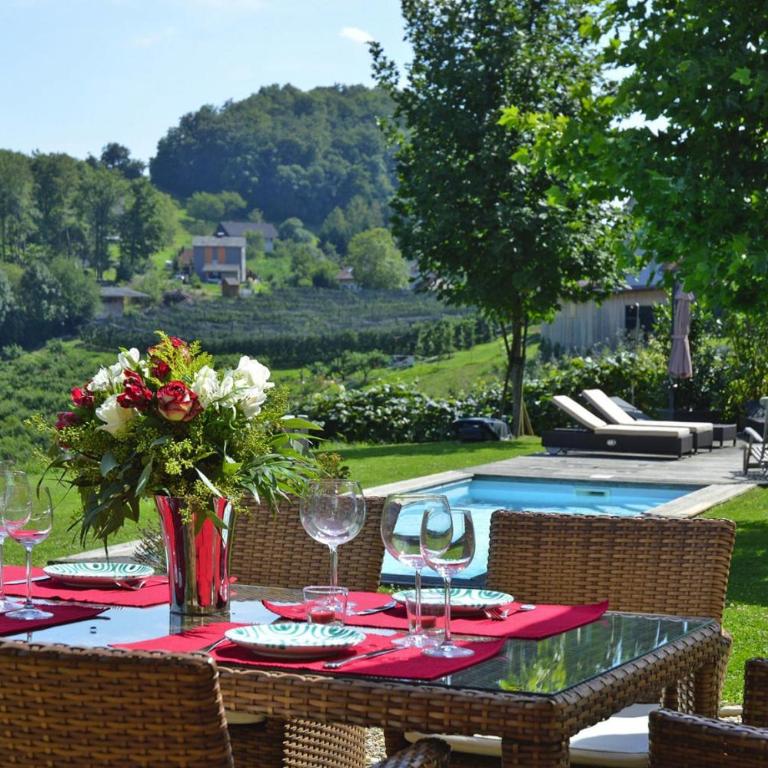 Chalet in der Steiermark mit Pool & Aussicht - Ferienhaus mit 3 Schlafzimmern - 38