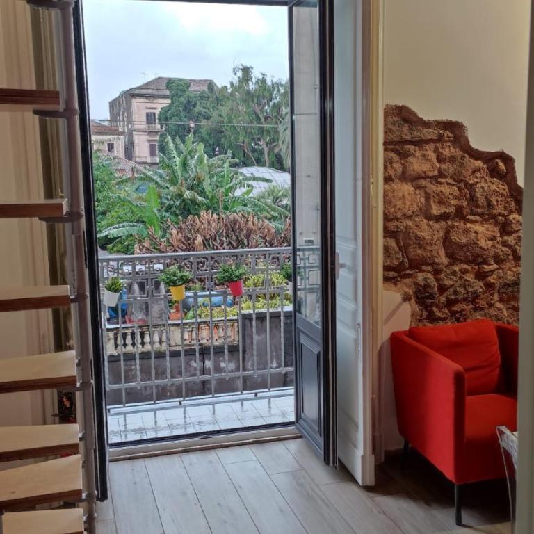 GH Rooms Catania - King Room with Balcony - 7