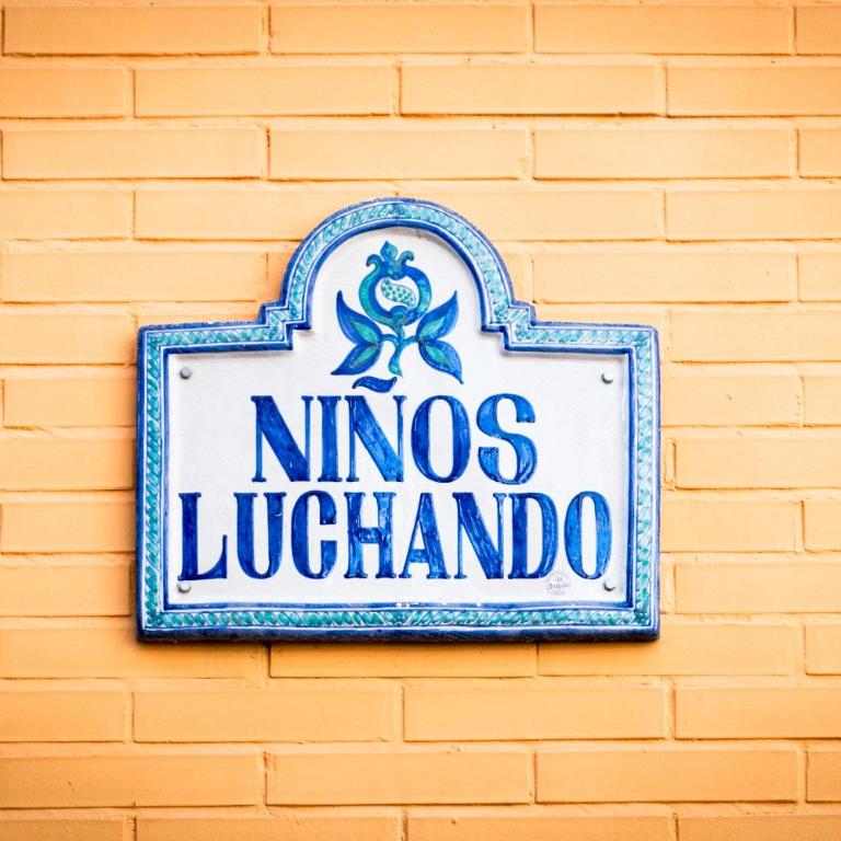 Niños Luchando - Two-Bedroom Apartment - 29