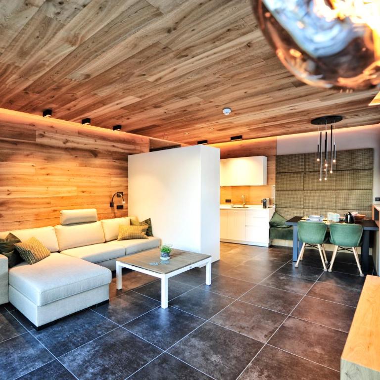 Alpiner Glam Penthouse in der Residenz Silvretta, inkl Silvretta Card Premium - Apartment mit 1 Schlafzimmer - 2