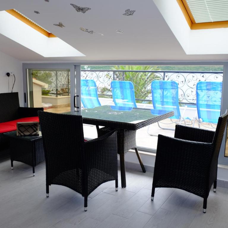 Apartment SM - One-Bedroom Apartment with Terrace and Sea View - Attic - 11