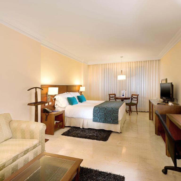 Hotel Dann Carlton Bucaramanga - Superior Double Room - 8