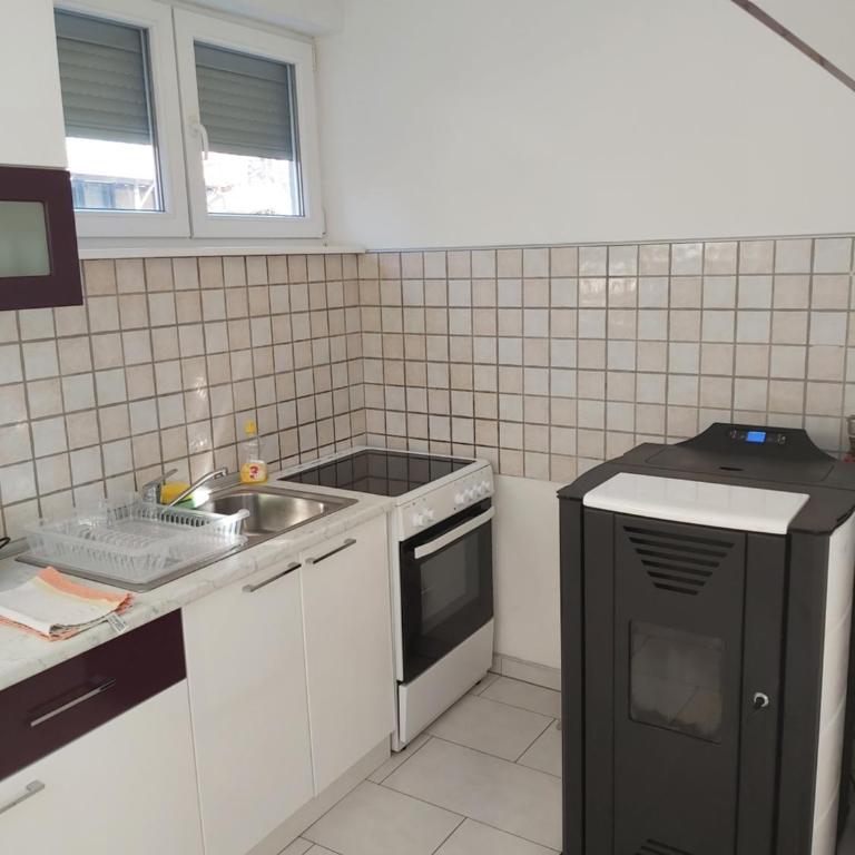 Apartman Aladin - Two-Bedroom Apartment - 27