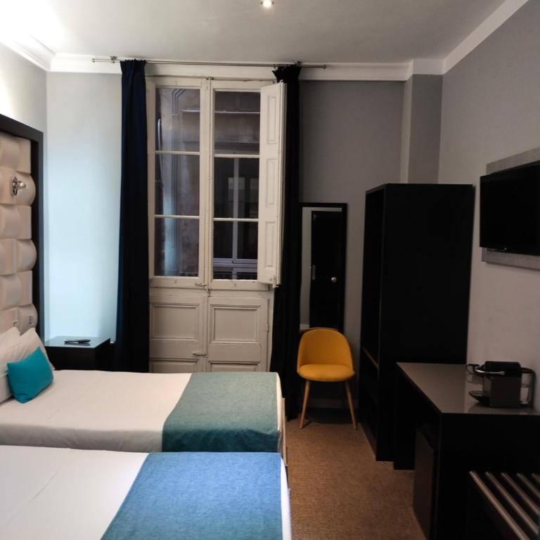 Amra Barcelona Gran Via - Twin Room - 10