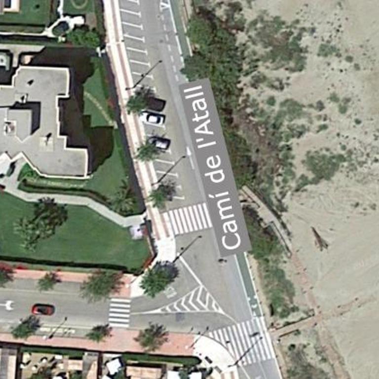 Apartamento con piscina en una preciosa playa - Two-Bedroom Apartment - 35