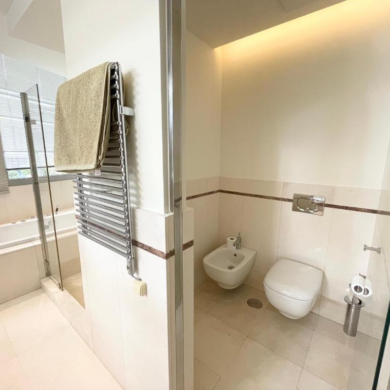 Modern villa in gated complex Sierra Blanca Marbella - Villa - 6