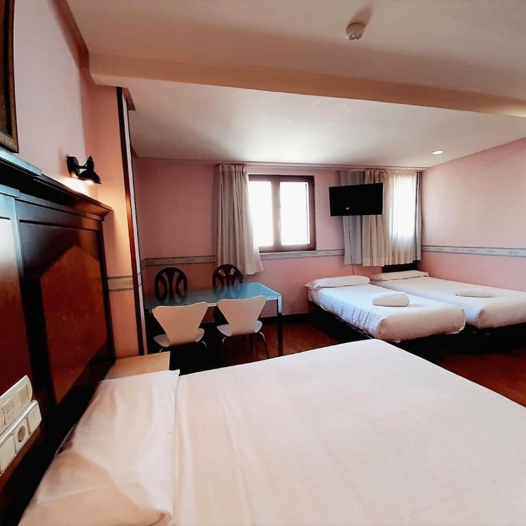 Hosteria Sara by gaiarooms - Habitación Familiar - 2