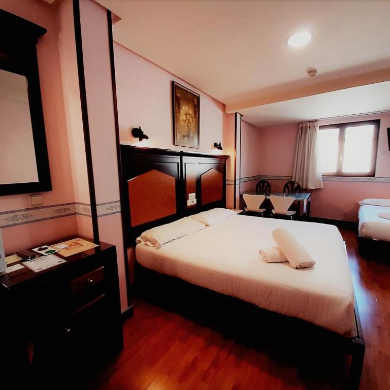 Hosteria Sara by gaiarooms - Habitación Familiar - 12