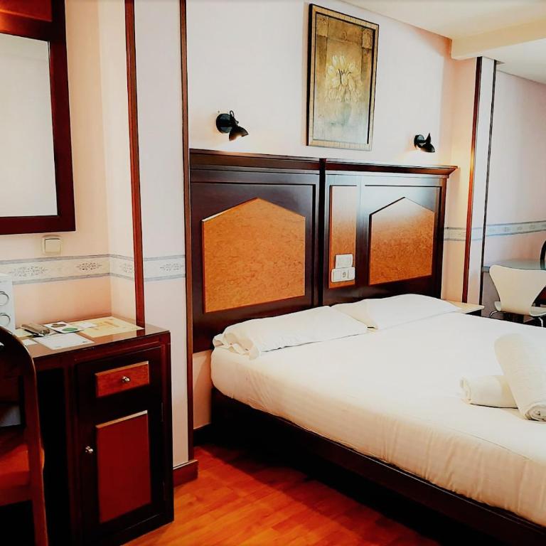 Hosteria Sara by gaiarooms - Habitación Familiar - 13