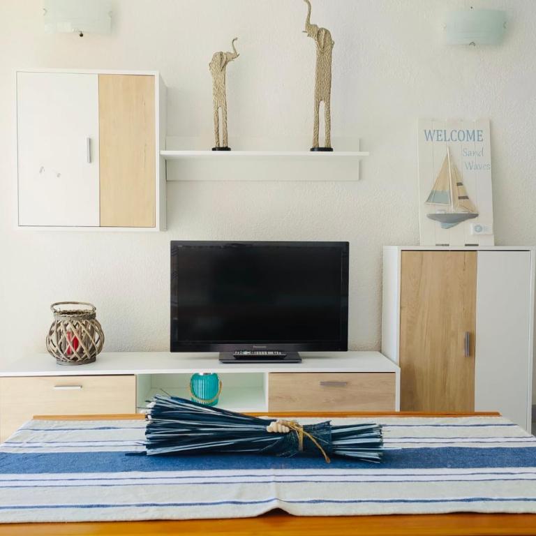 Apartamento Palmeras - Two-Bedroom Apartment - 6