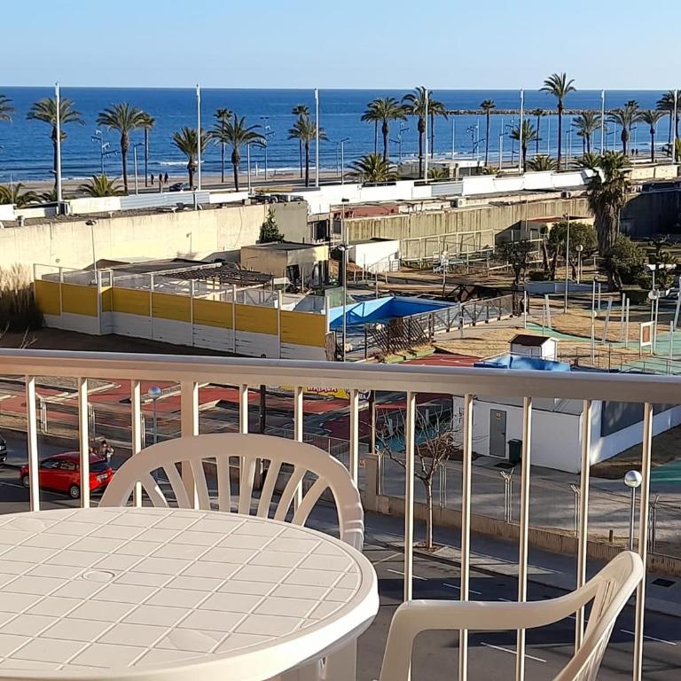 Apartamento Palmeras - Two-Bedroom Apartment - 4