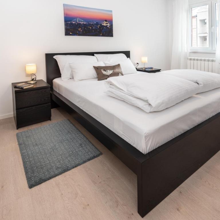 Apartment Vracar Belgrade, St Sava Church Park - Deluks Apartman - 23